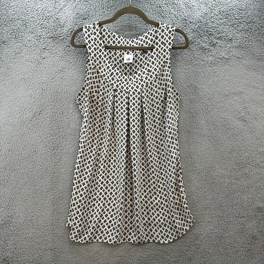 Cabi Women XL Geometric Diamond Print V-Neck Pleated Sleeveless Blouse EUC